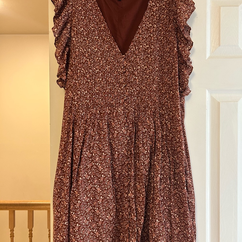 Madewell Ruffle Sleeve Floral Dress in Merlot